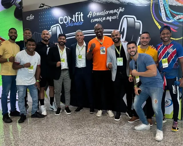 Jadson com profissionais no evento Confit Salvador
